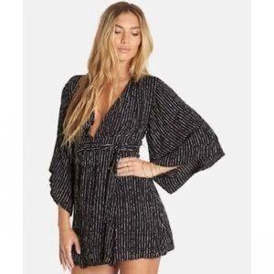 NWT Billabong Relax on high wrap dress